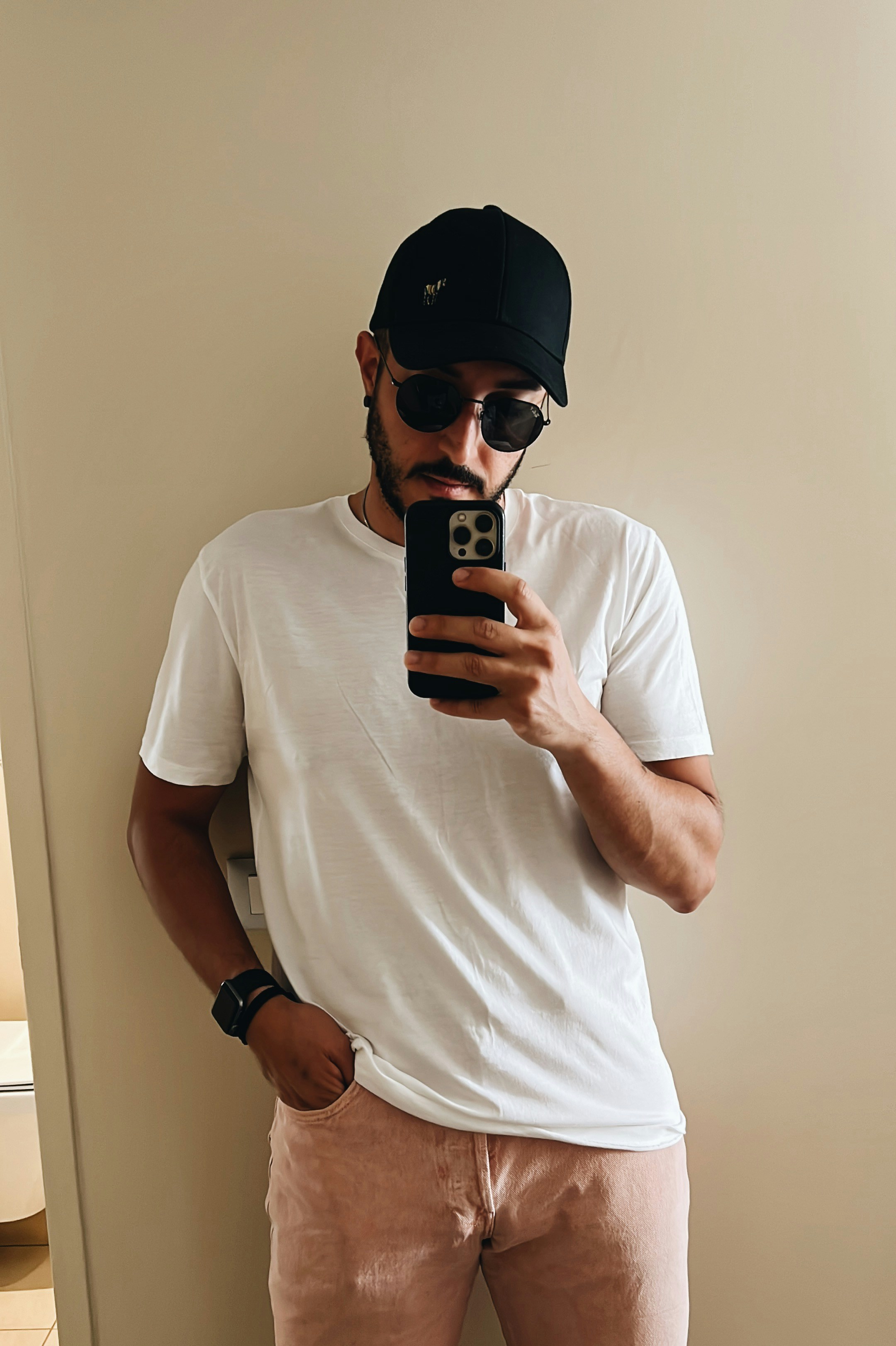 Zum Profil von Warren Sammut