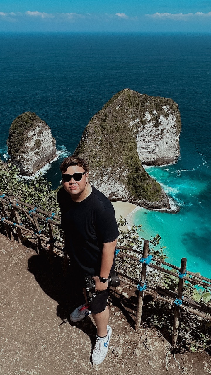 Go to Bao Menglong's profile