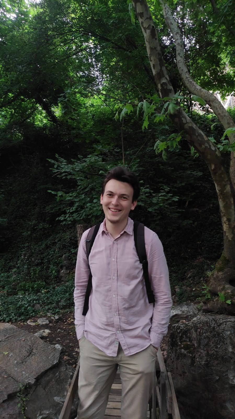 Go to Danil Ahmetşah's profile