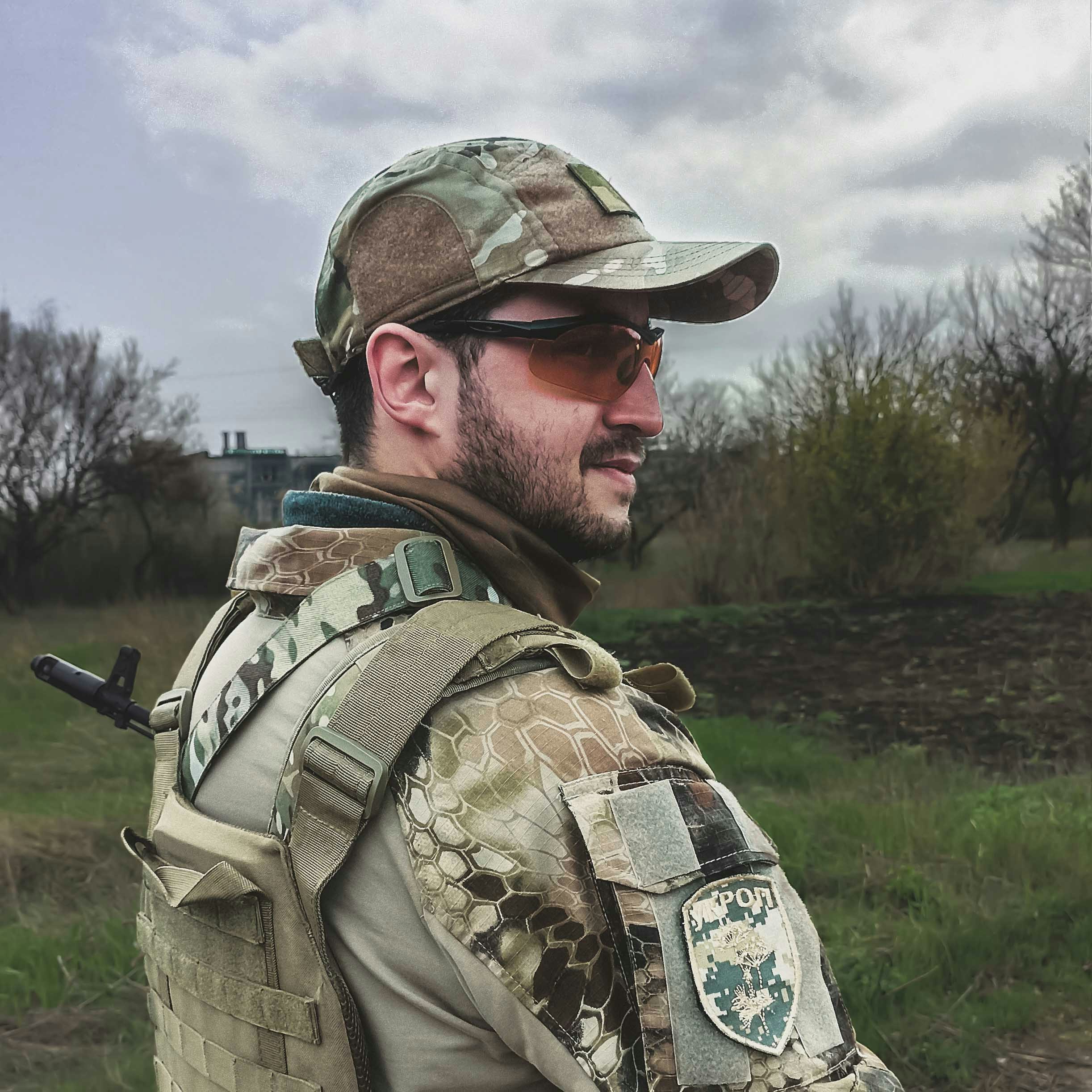 Go to Artem Kniaz's profile