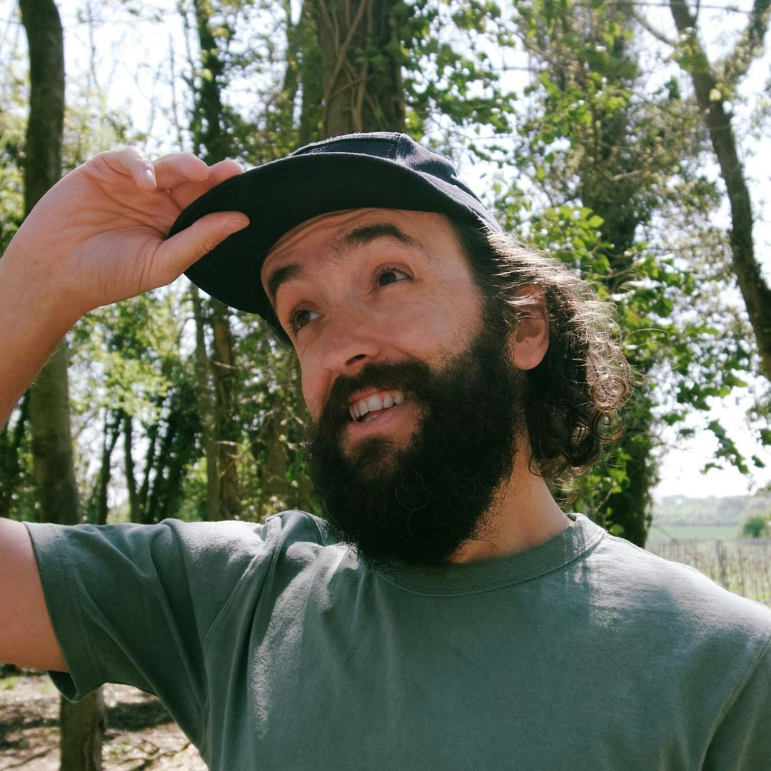 Alex Andrews의 프로필로 이동