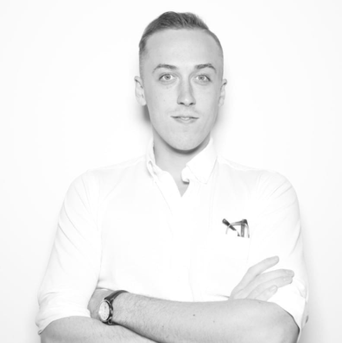 Ve al perfil de ryan doyle