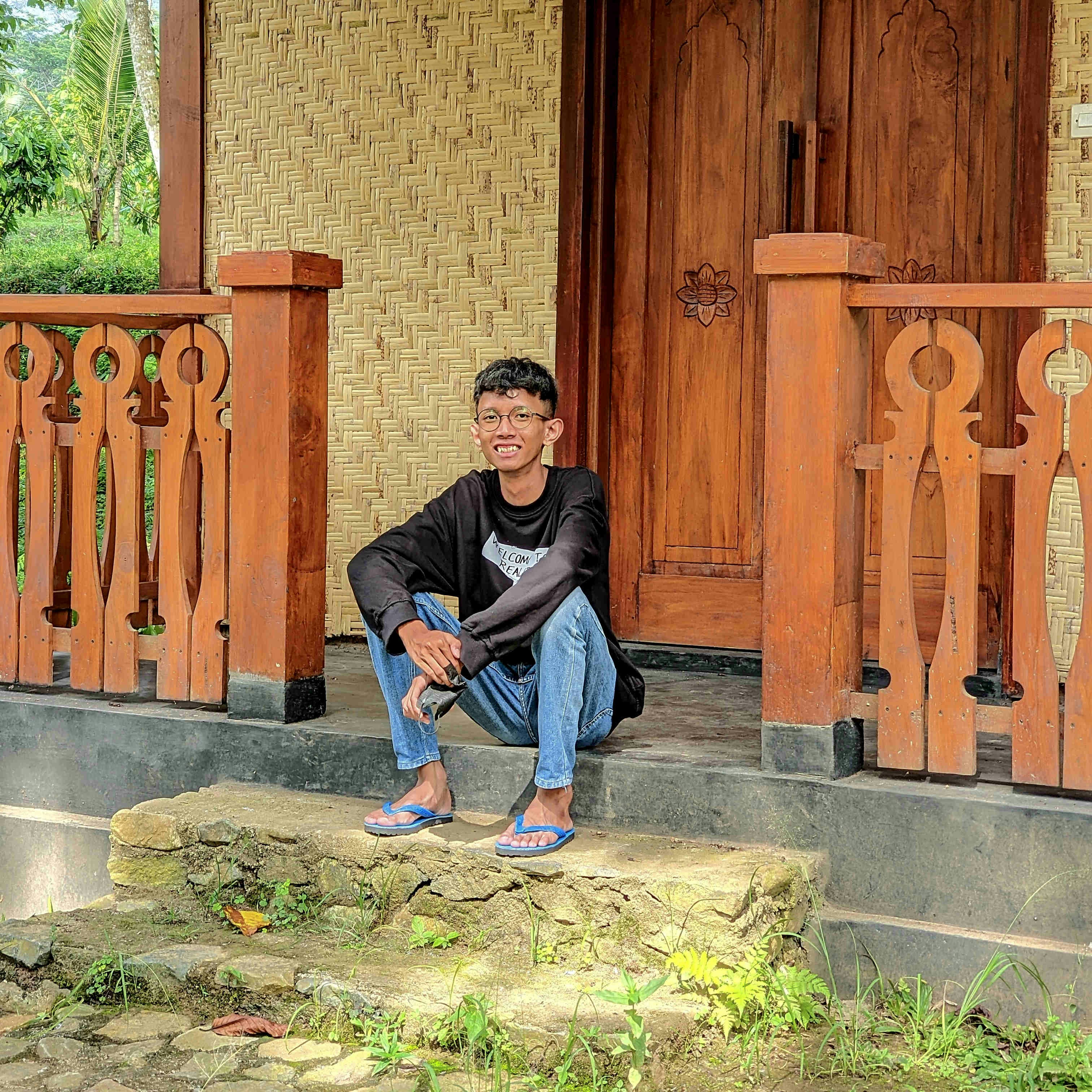 Go to Auini's profile