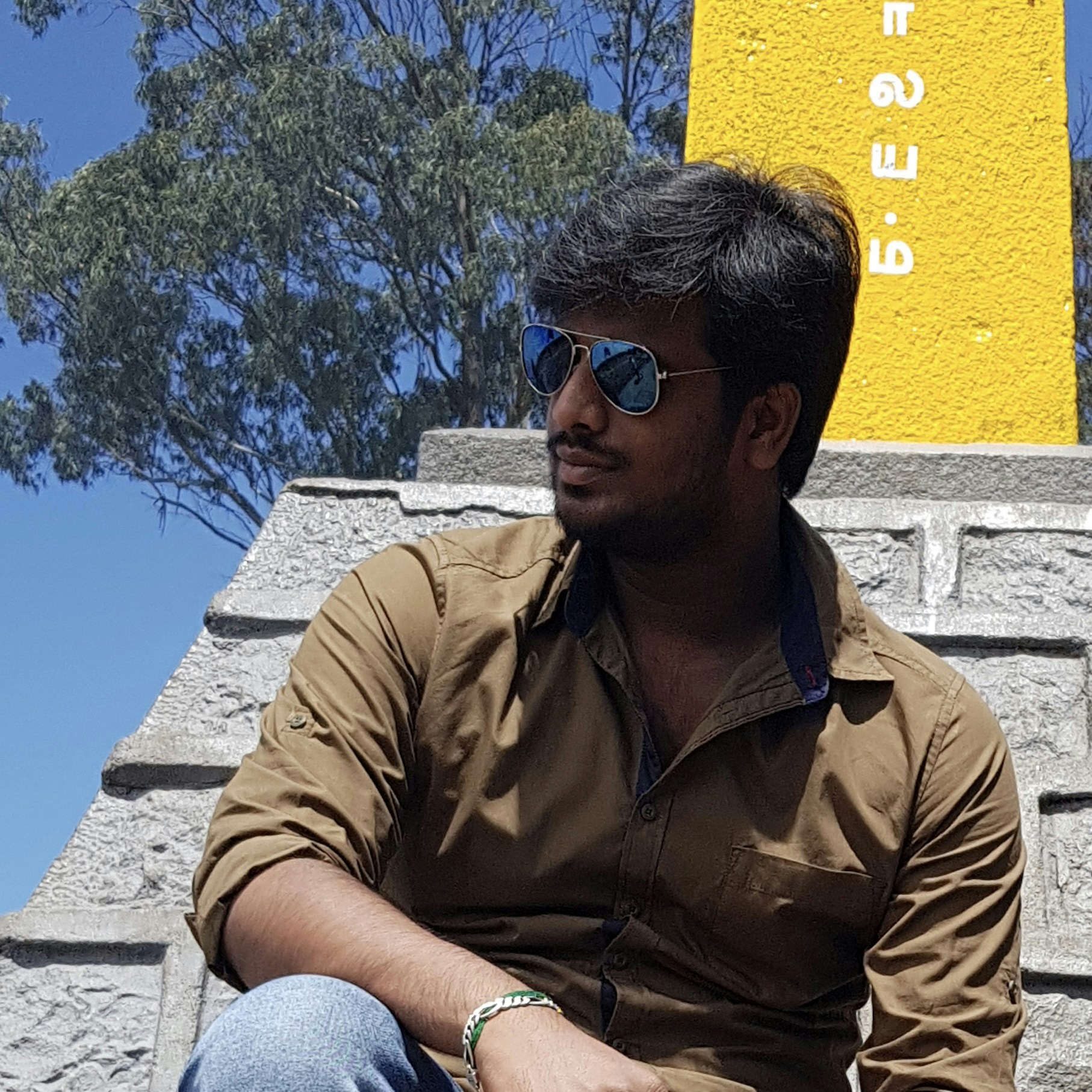 Ve al perfil de Sathish Ganesh