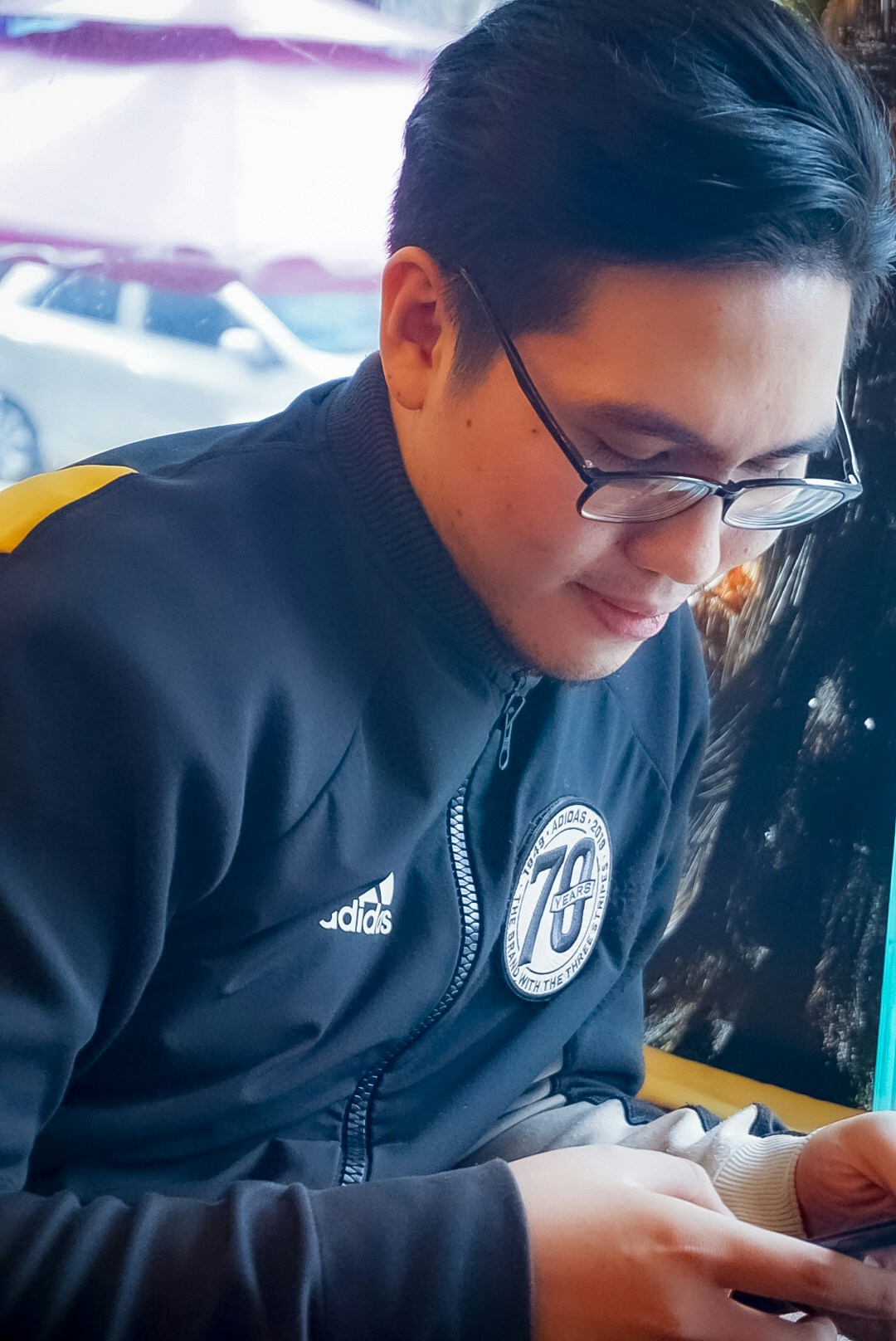 Ve al perfil de Hiệp Vũ