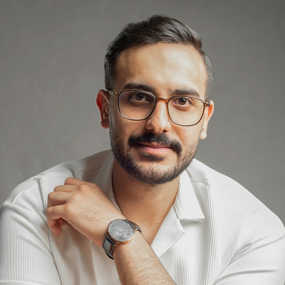 Go to Roozbeham's profile