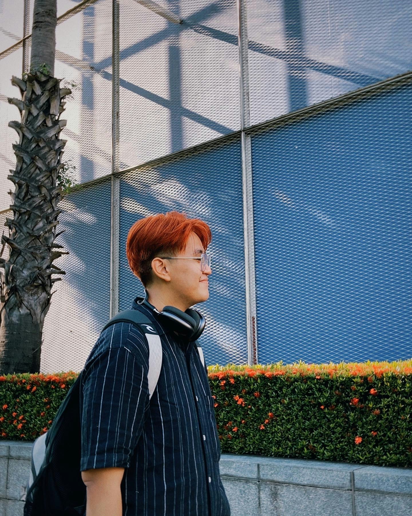 Go to Leo Tun's profile