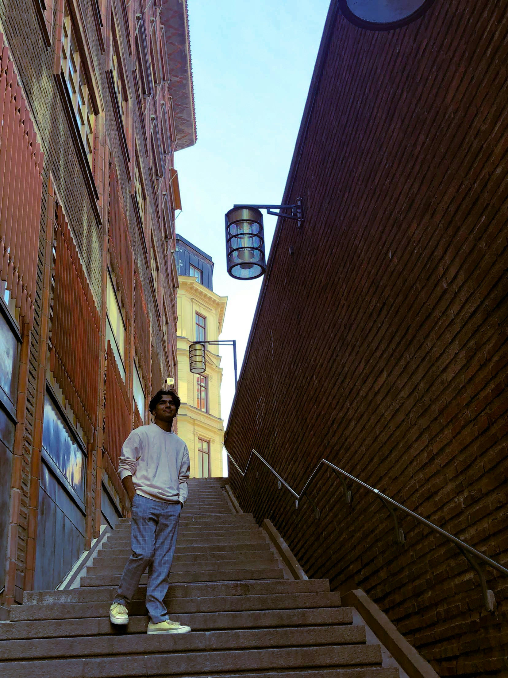 Avatar of user Manuell Tony