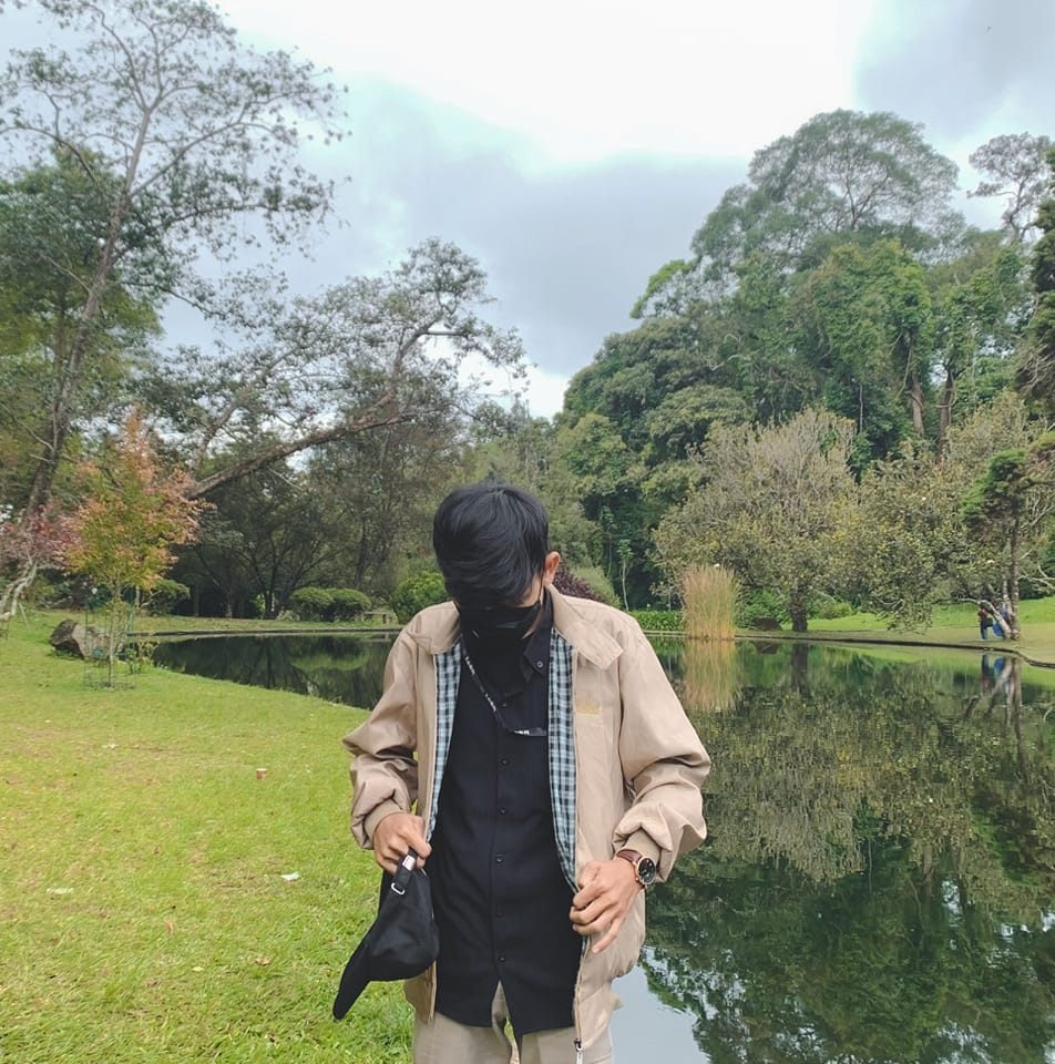 Go to Royhan Firdaus's profile