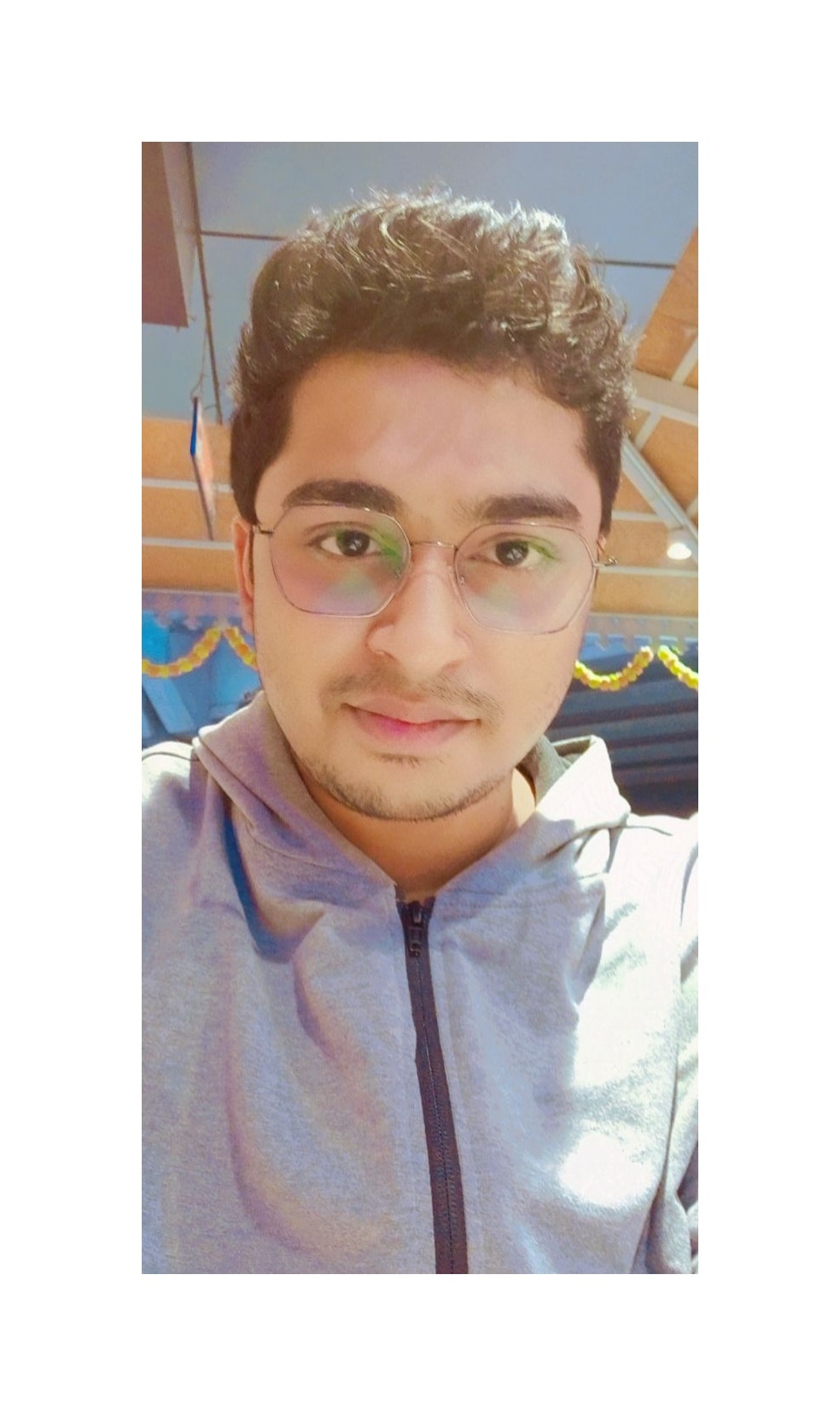 Zum Profil von Vineeth Vinod