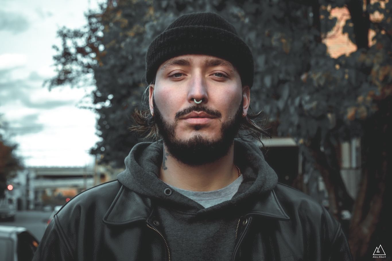 Zum Profil von Alex Albert