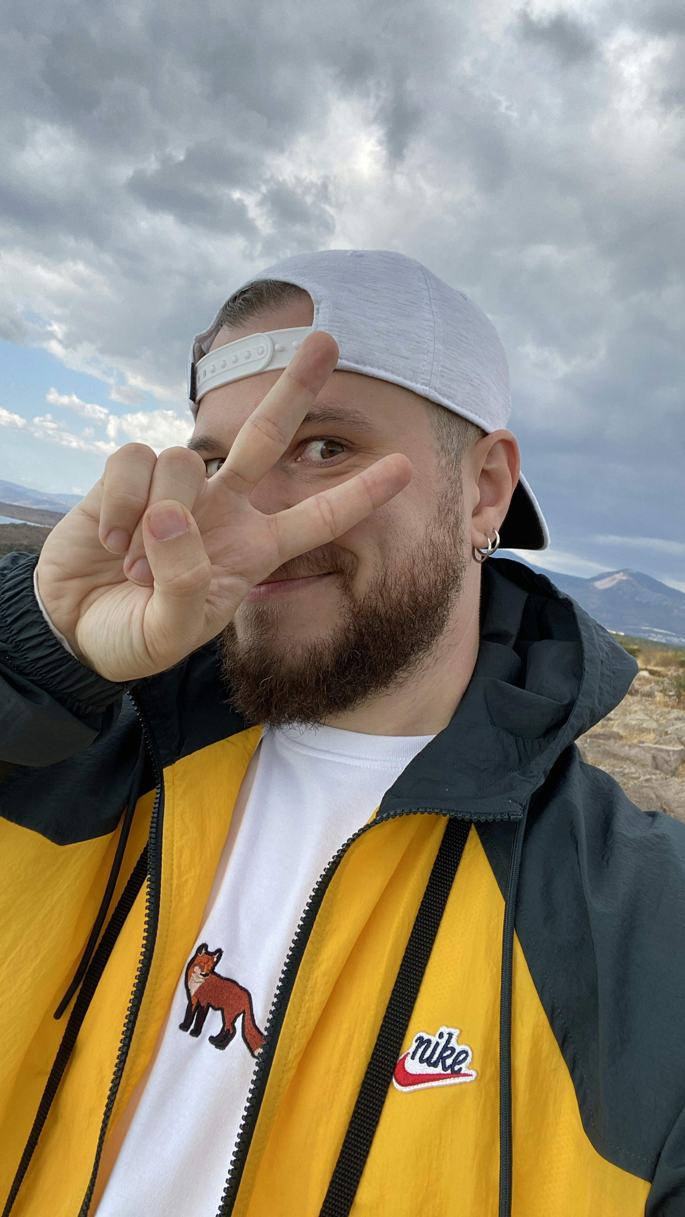 Go to Yunus Emre Şahinoğlu's profile