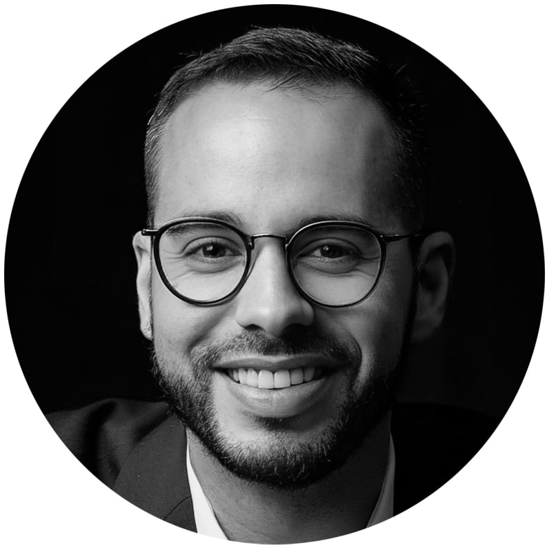 Go to Ricardo Moura's profile