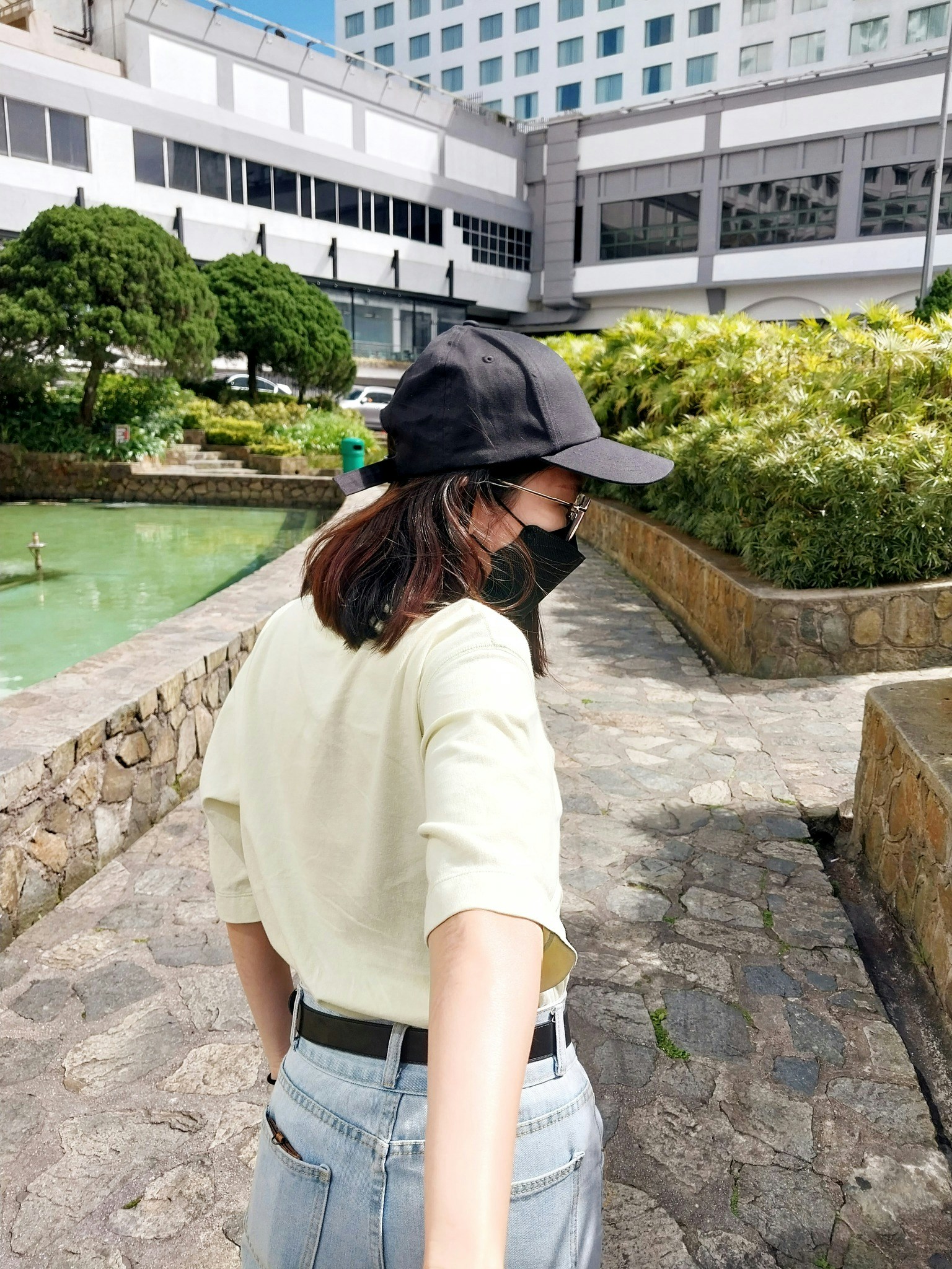 Go to Elaine Kong's profile