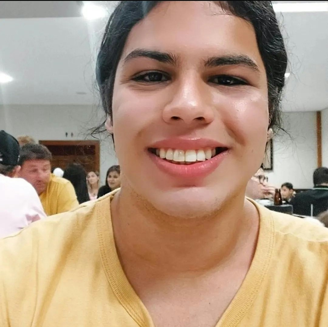 Go to Lucas Amates's profile