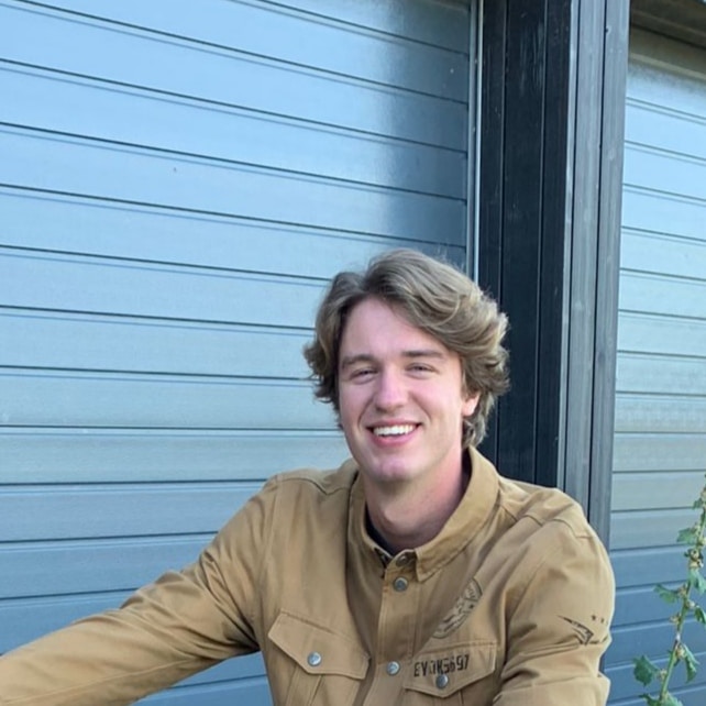 Ve al perfil de Maarten van der Wal