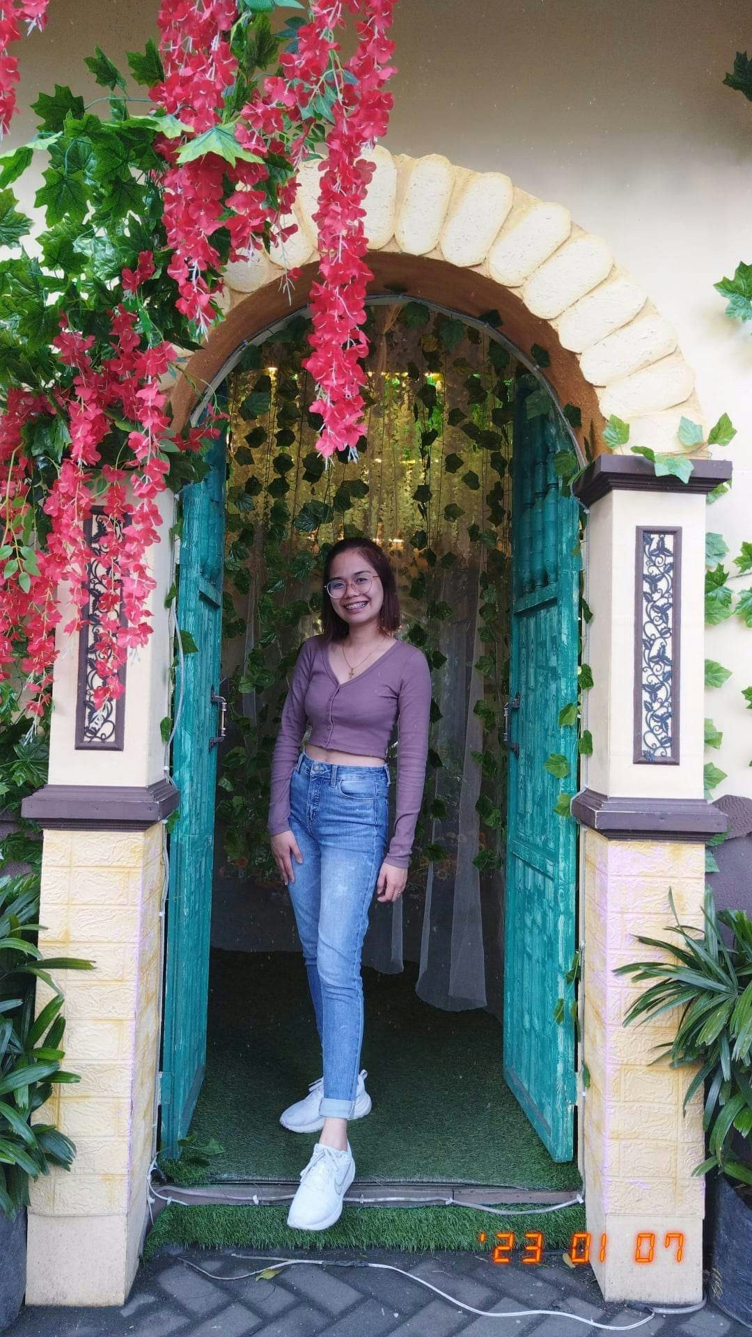 Avatar of user Gloria Caballes