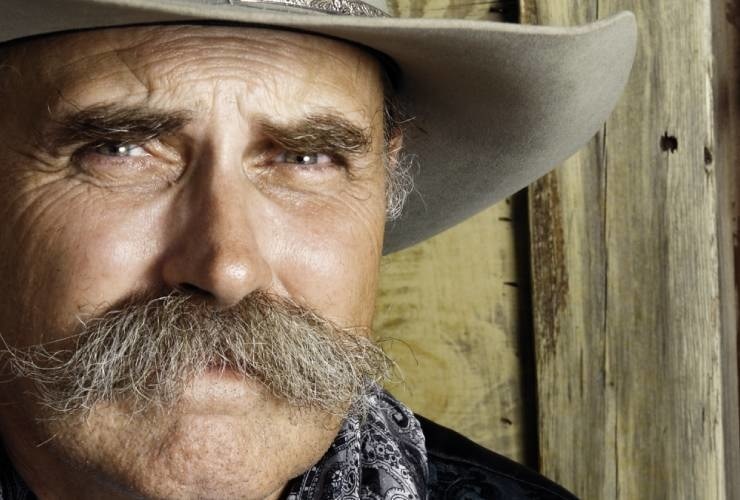 Zum Profil von Ambrose Prince