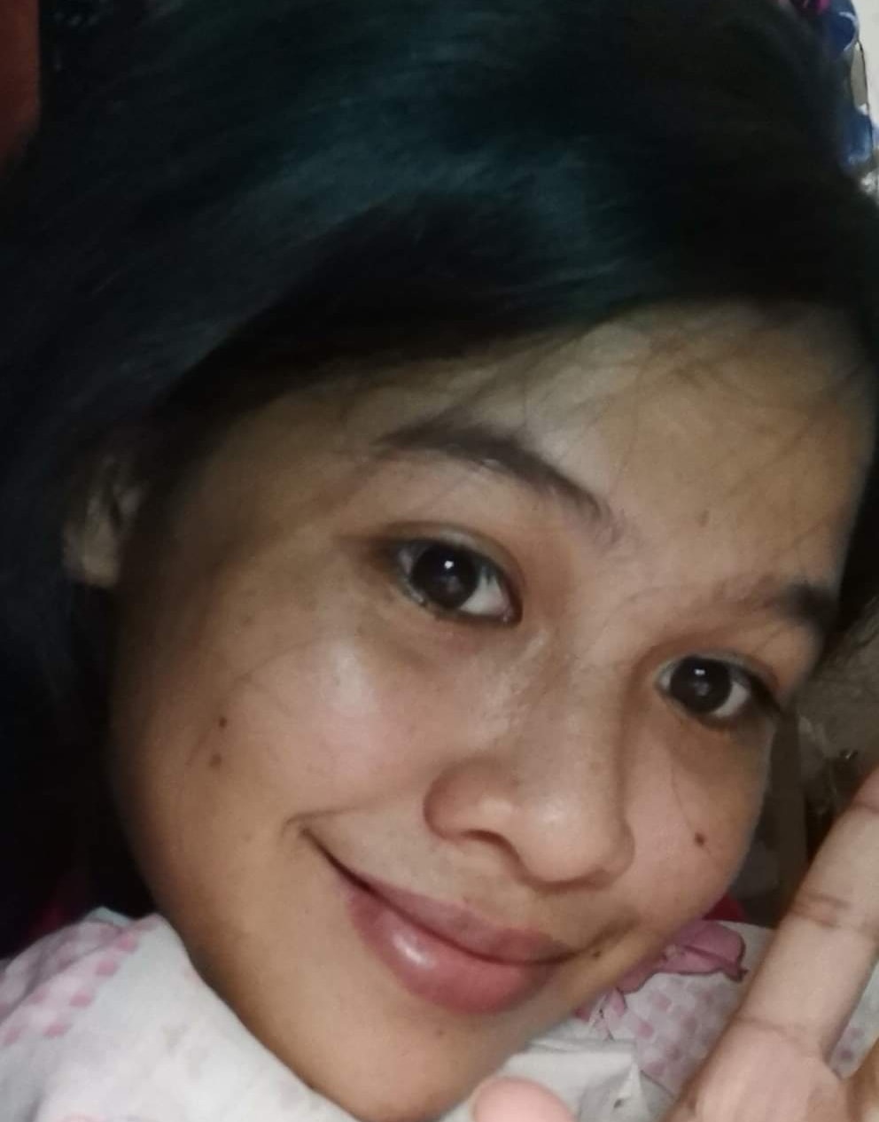 Go to Lorevie Olaes's profile