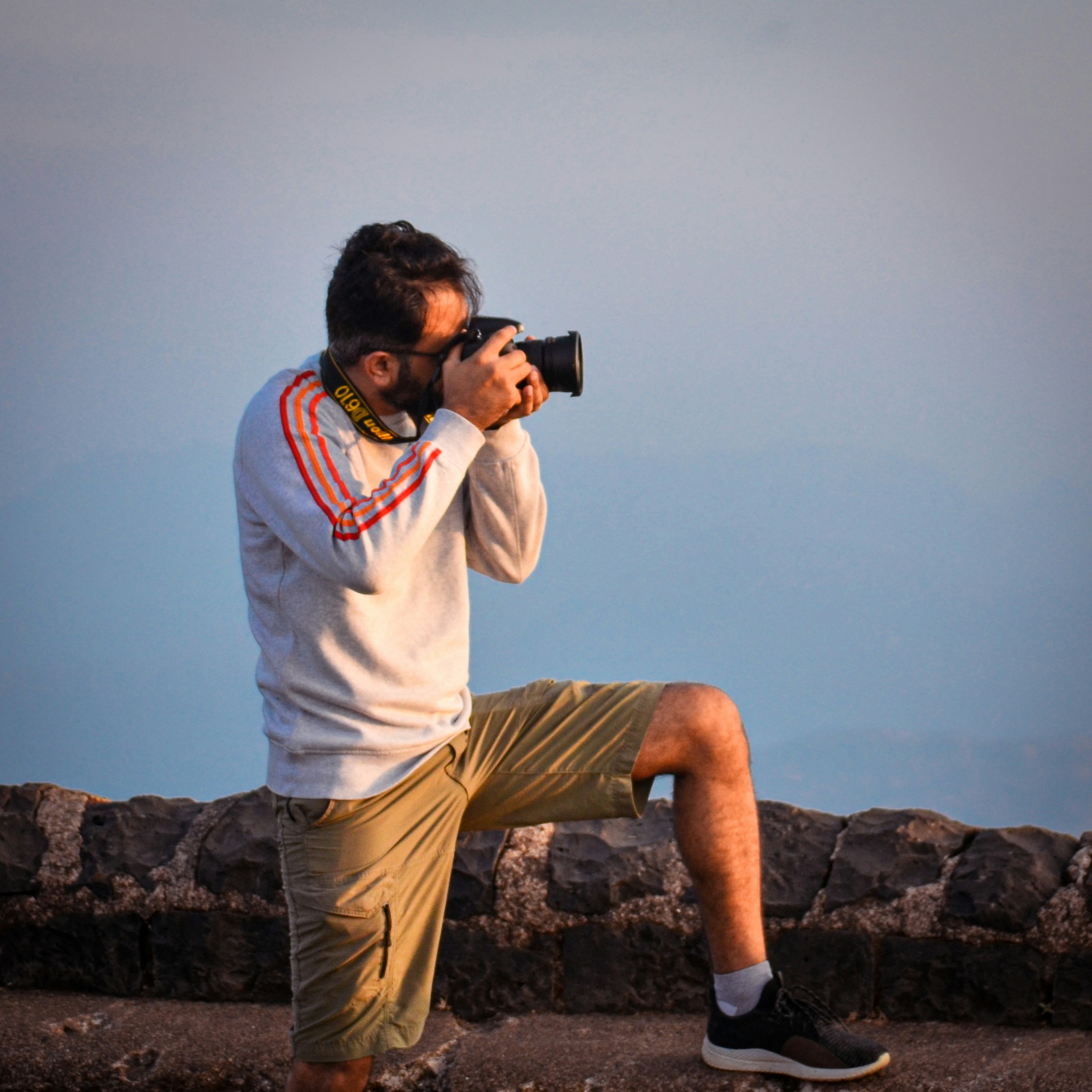 Ve al perfil de Nikhil Yagnic