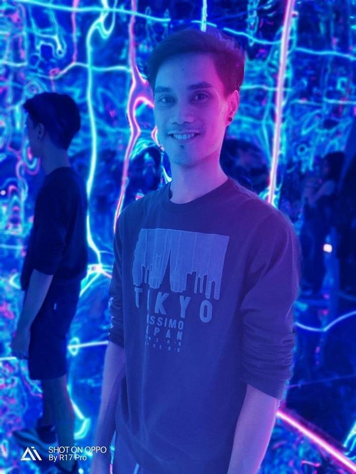 Ir para o perfil de Edward Ang