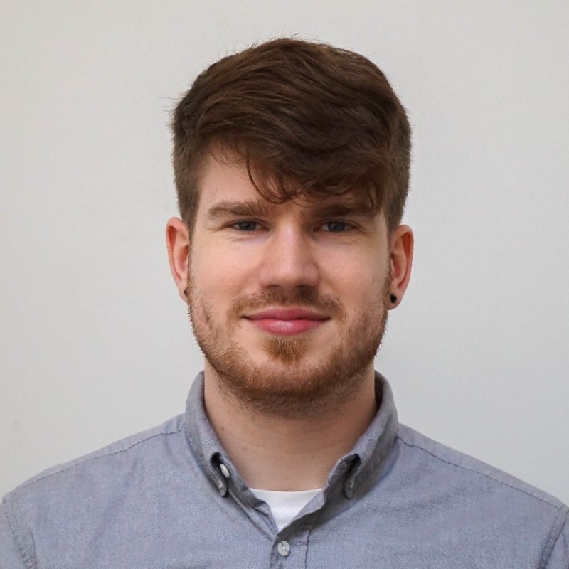 Zum Profil von Jake Mullins