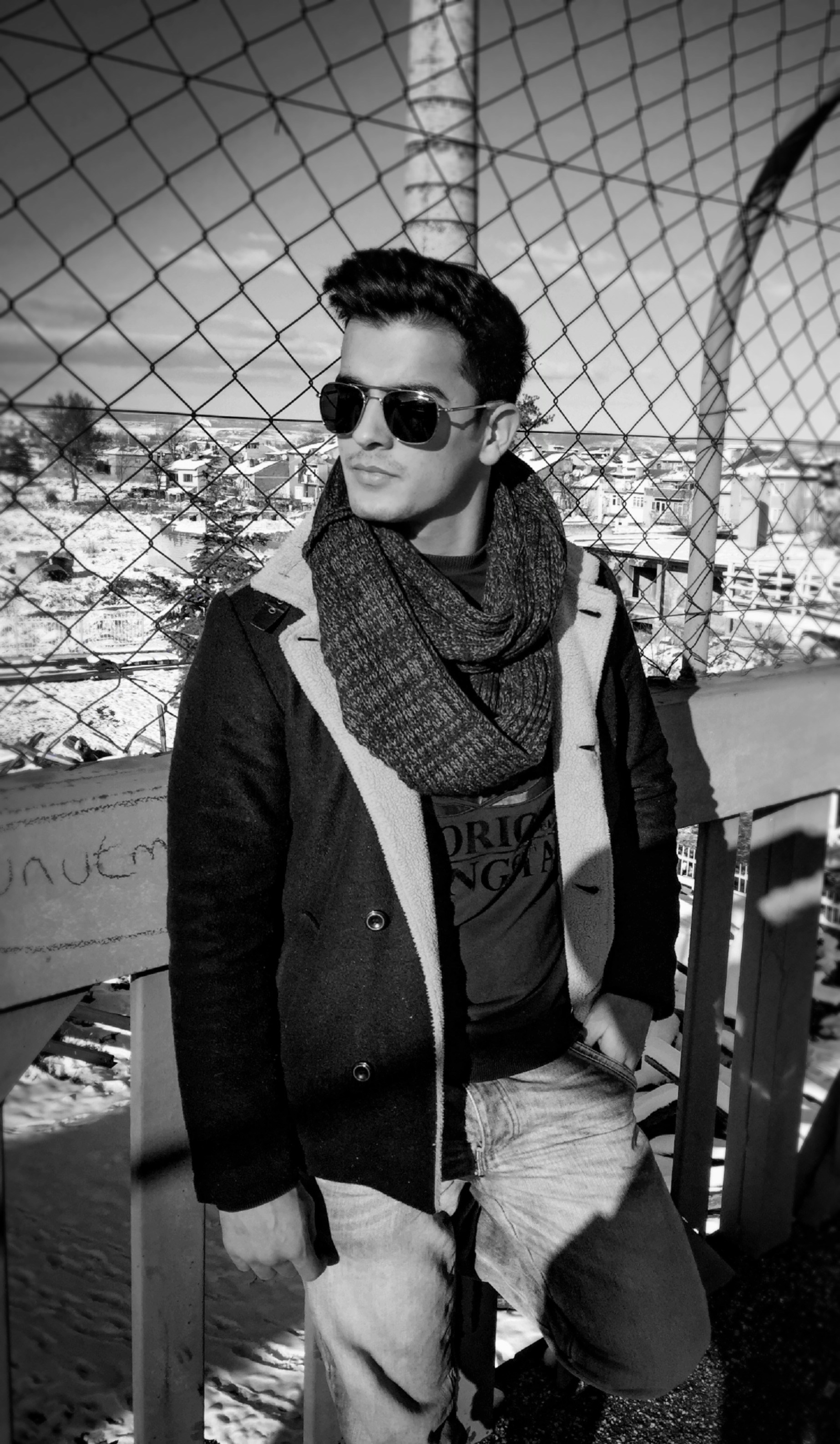 Zakir Zalmaiのプロフィールを見る