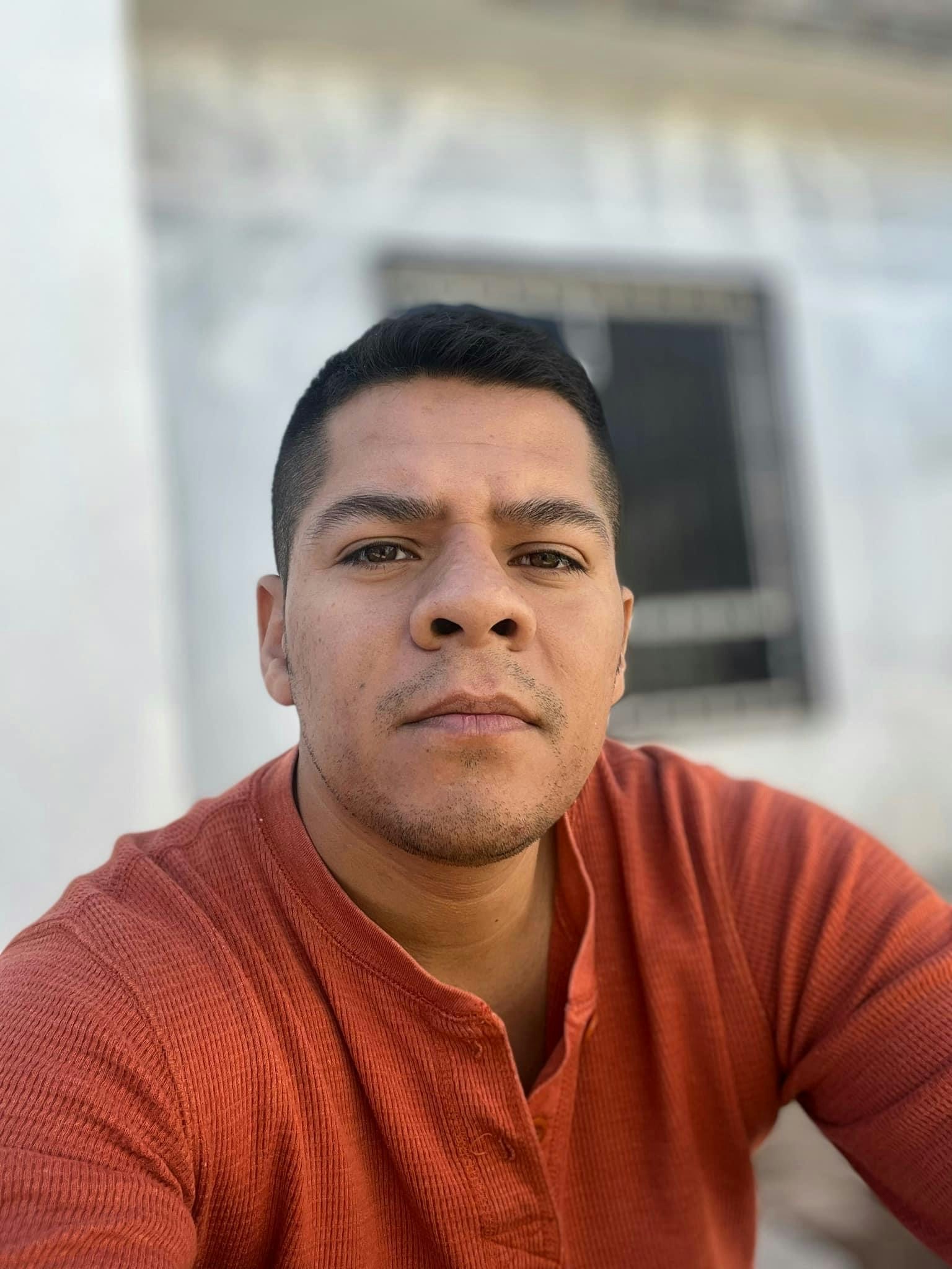 Ve al perfil de José Martínez