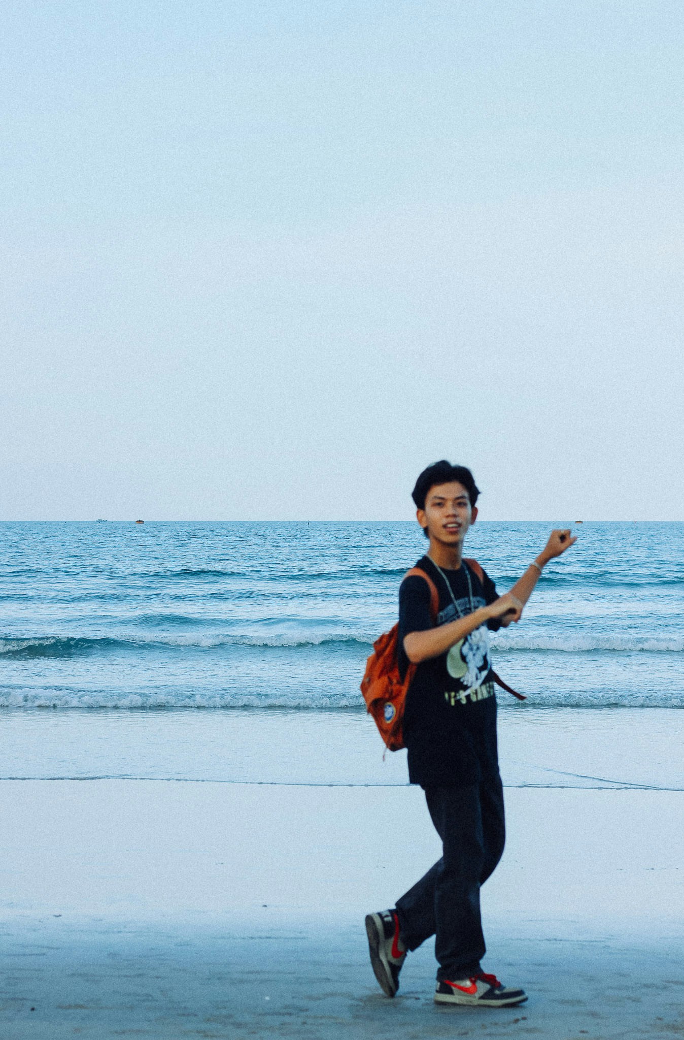 Ir para o perfil de l ch