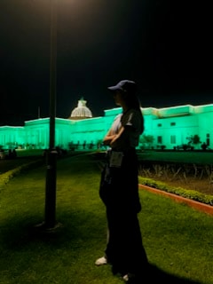Ve al perfil de Vernika Tyagi