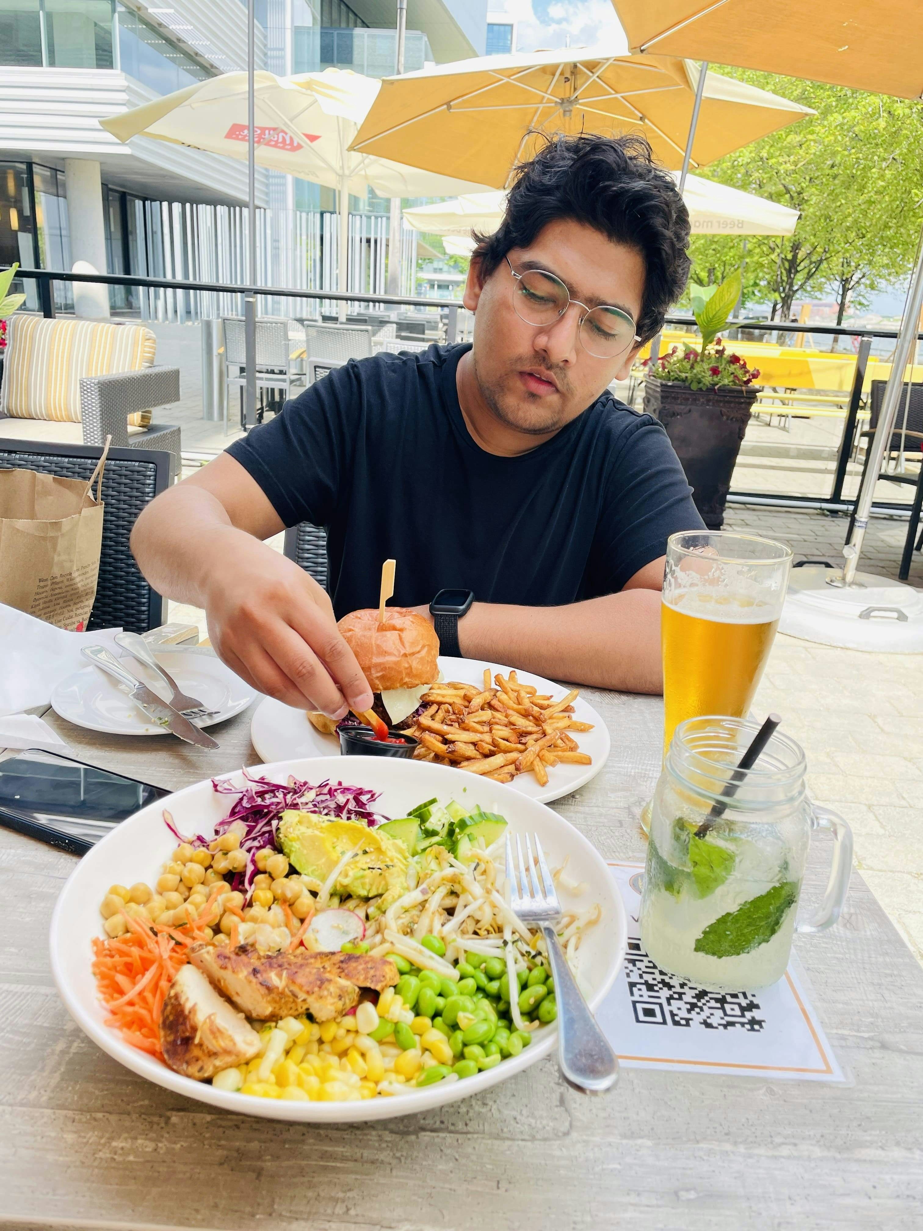 Ir para o perfil de Varun Goregaonkar