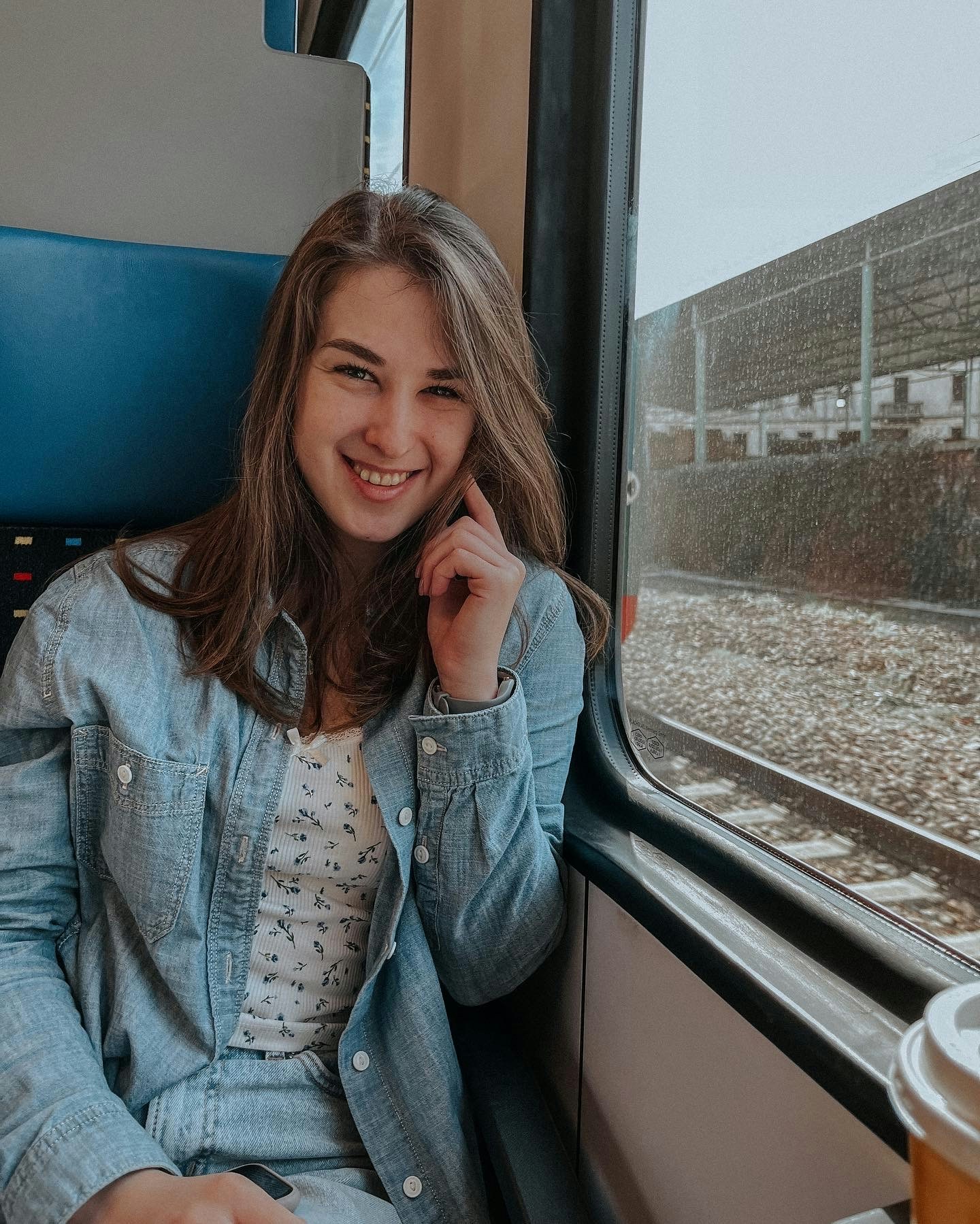 Zum Profil von Olya Velychenko