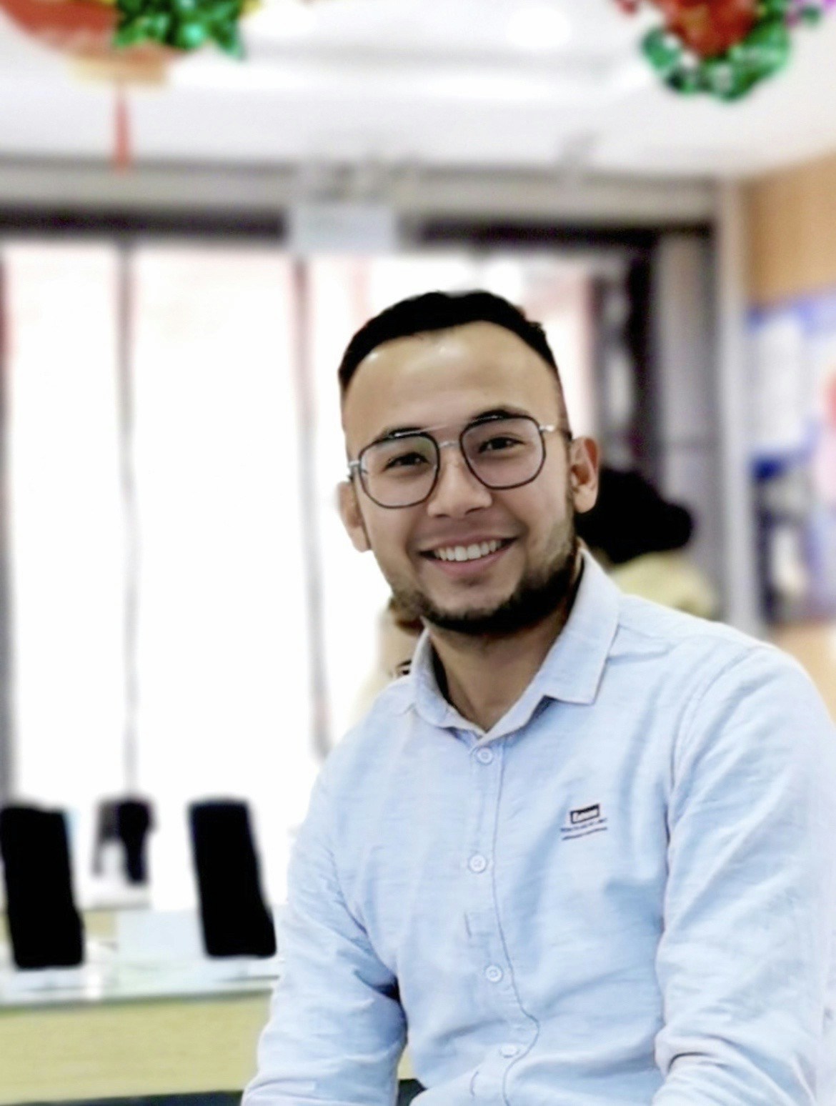 Go to Ibrahim Qaraxan's profile