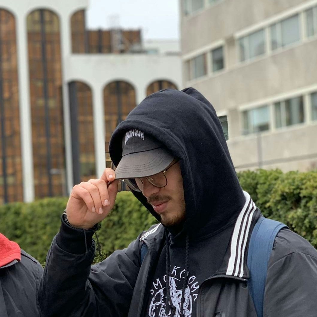 Go to Lorenzo Jachnow's profile