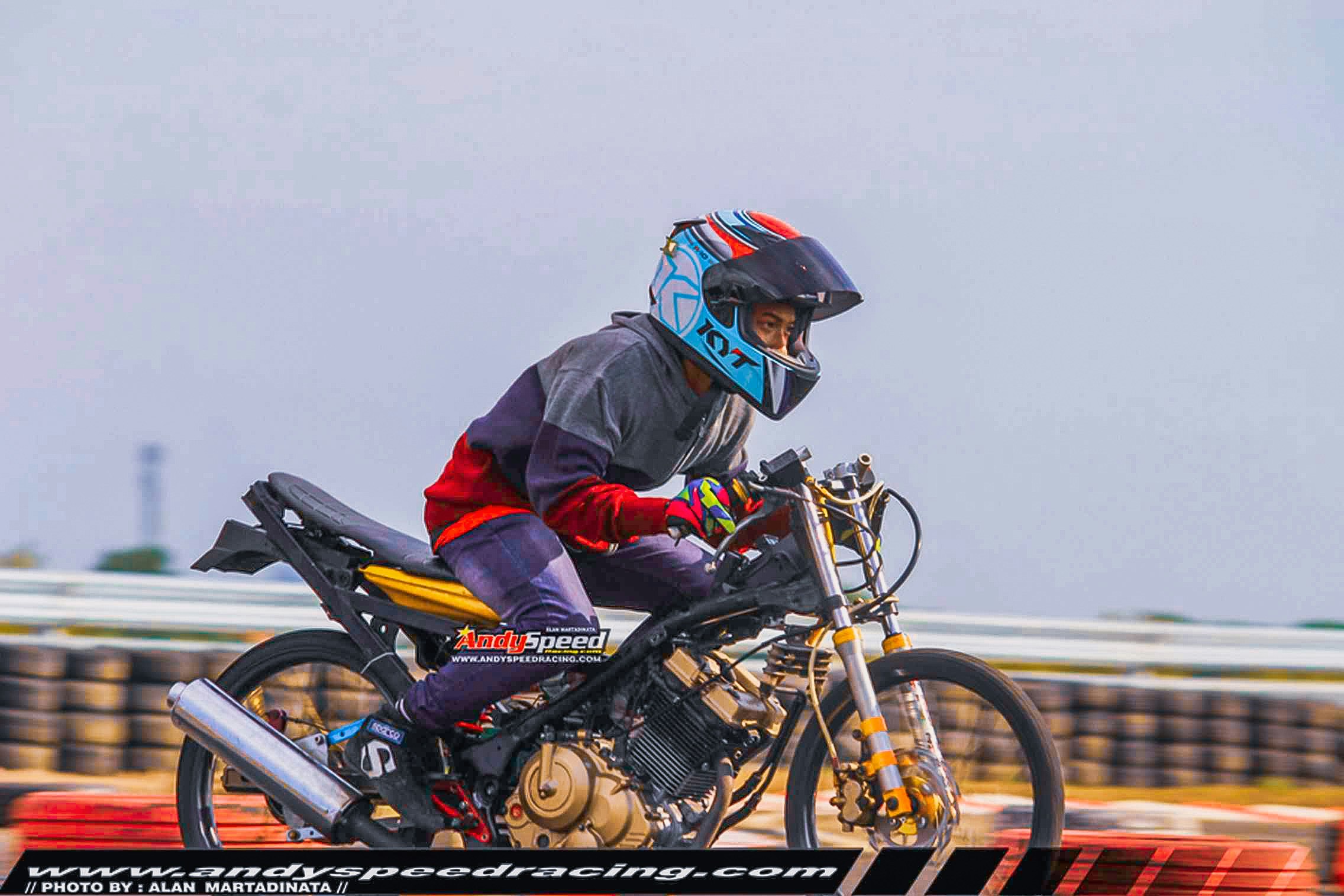 Go to Muhammad Dawamul Mughni's profile