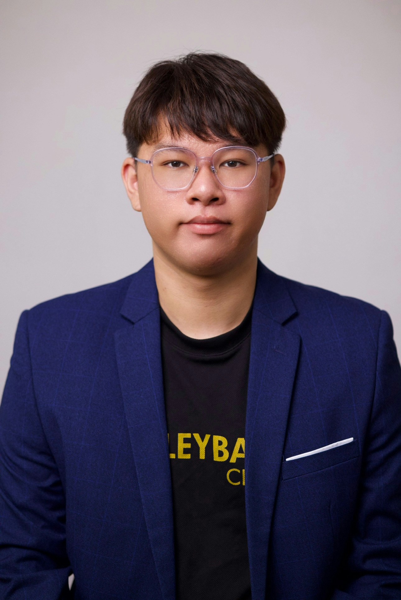 Go to Daniel Fam's profile