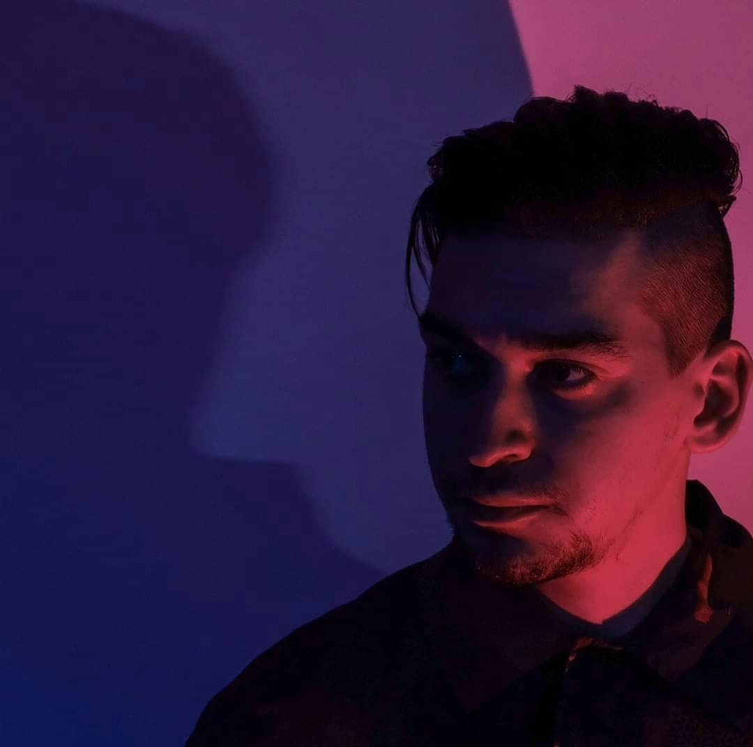 Ve al perfil de Sergey Leont'ev