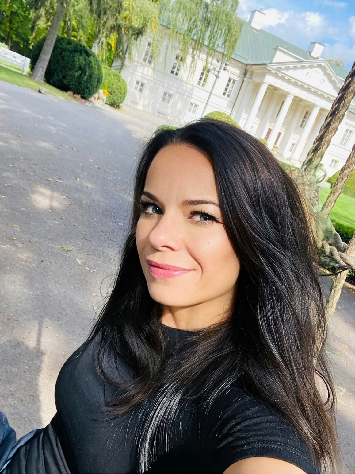 Go to Magda Tierney's profile