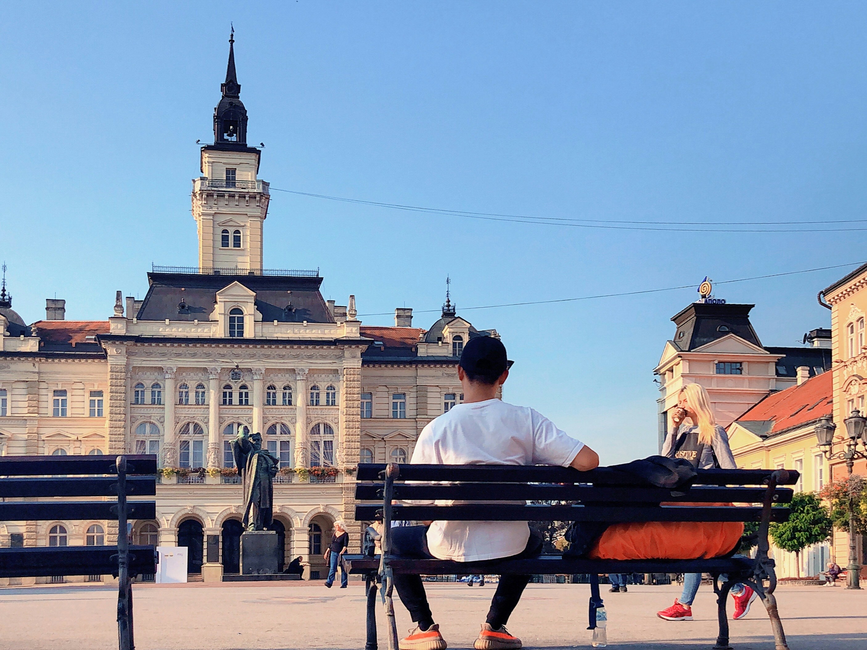 Accéder au profil de 瓜田 月下