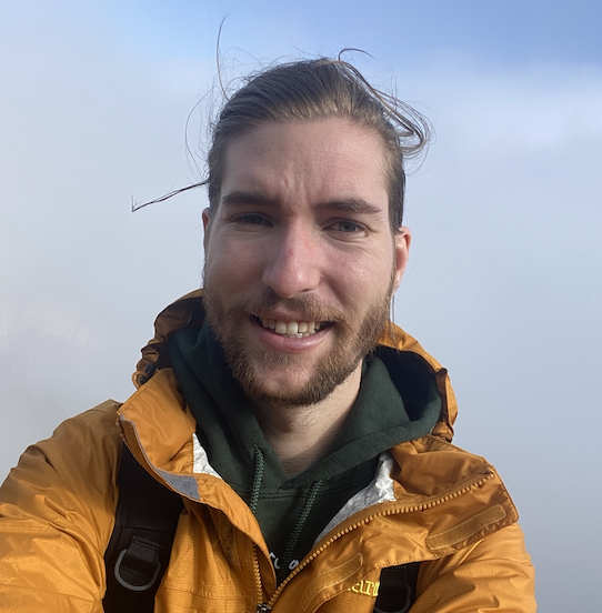 Accéder au profil de Luke Moore