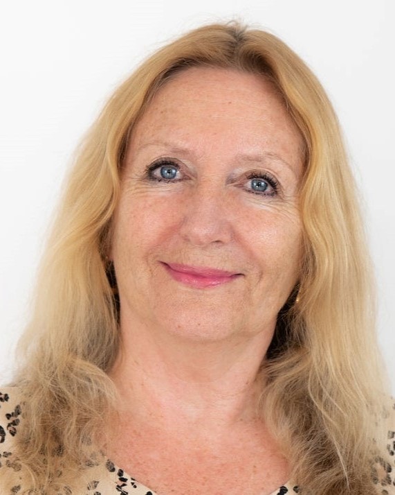 Martina Jordenのプロフィールを見る