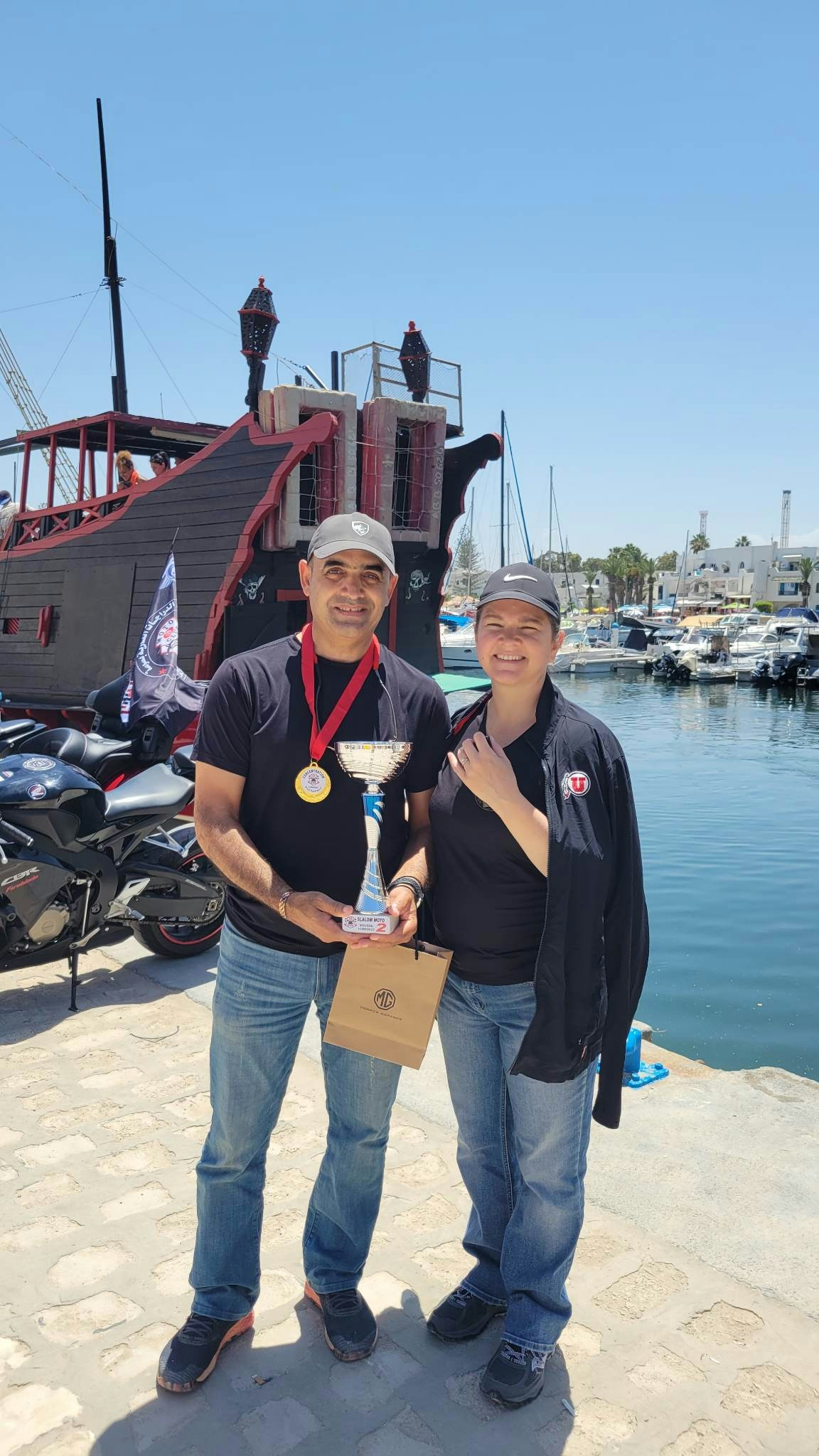 Ir para o perfil de Angela Khebou