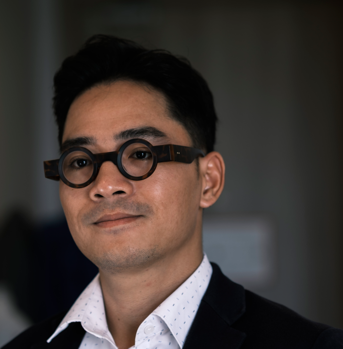 Go to Thi Nguyen Duc's profile