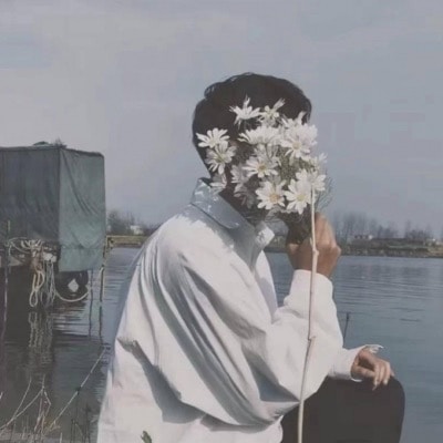 Unsplash profile picture for @tenets