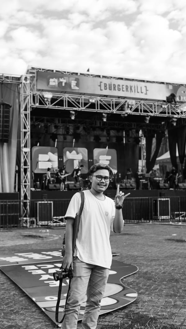 Go to Muhammad Tegar Raushanfikri's profile