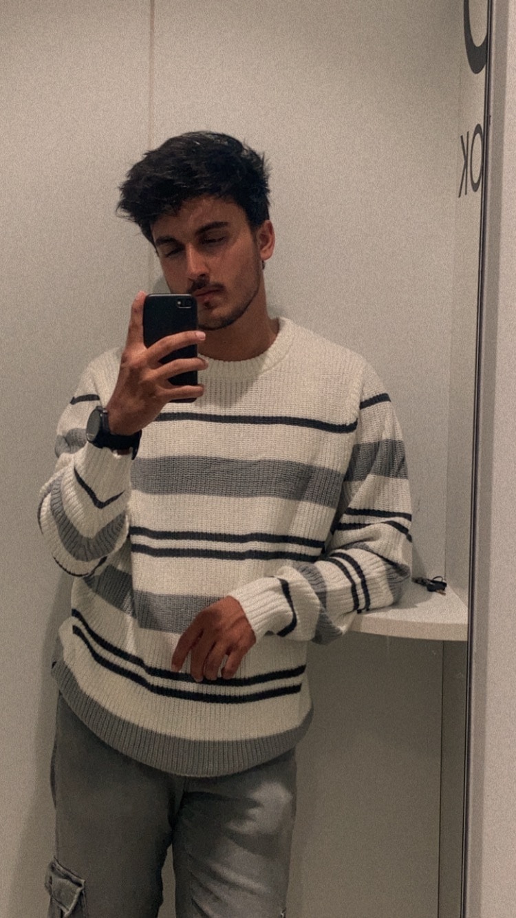 Accéder au profil de Kashyap V