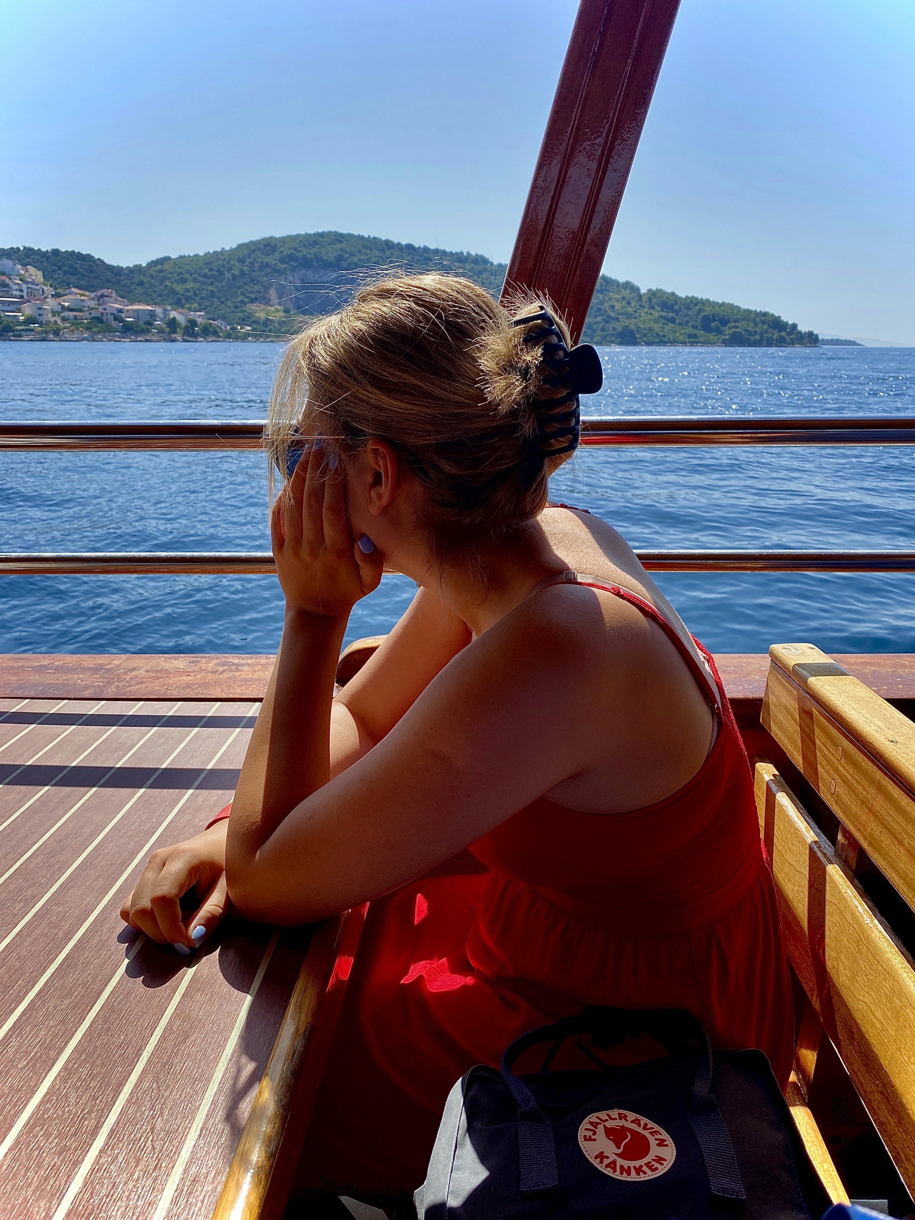 Go to Dóri R.-B.'s profile