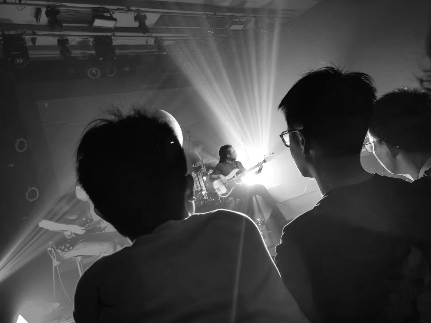 Go to tom Lin's profile