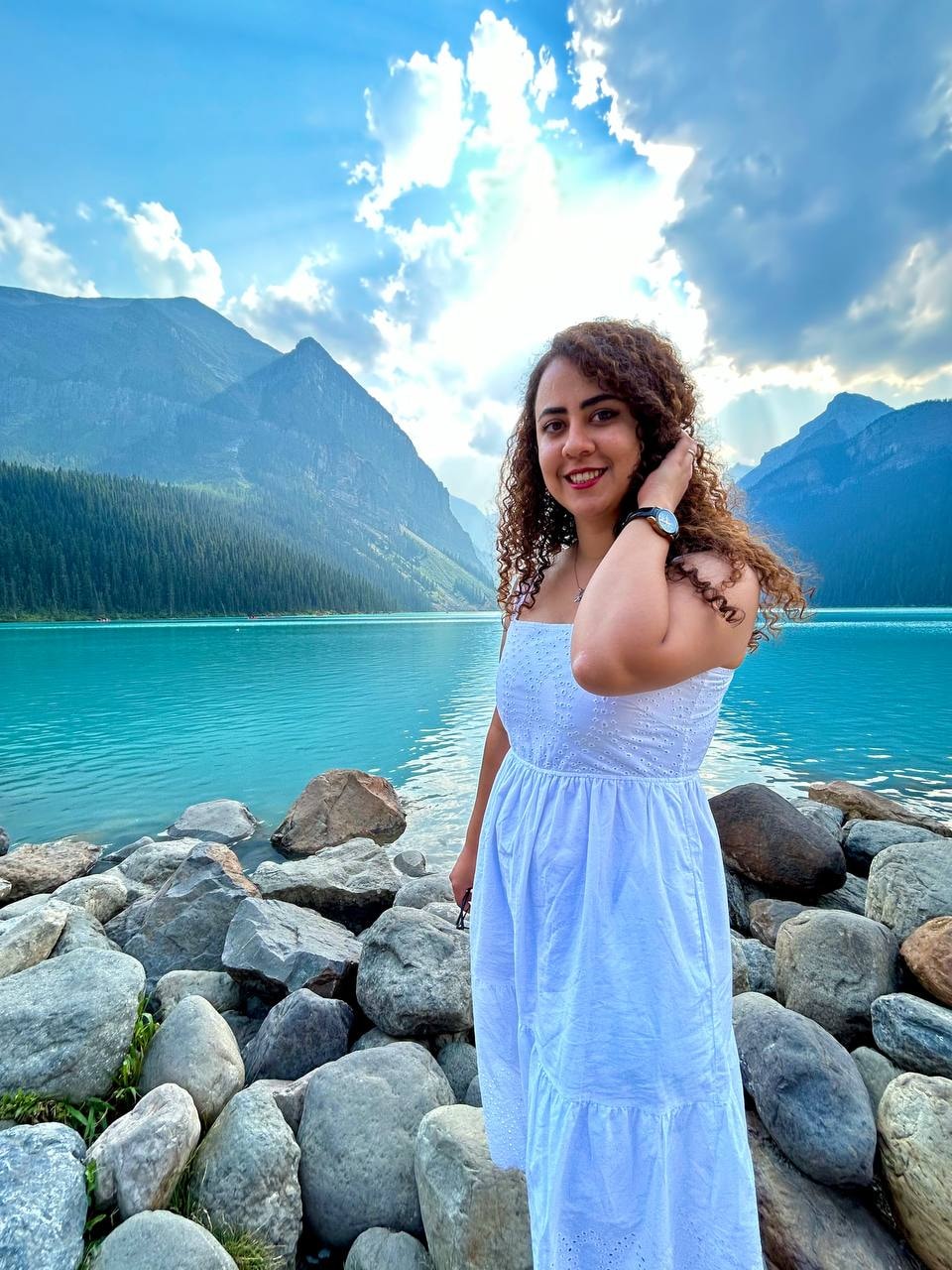 Ve al perfil de Narges Pms