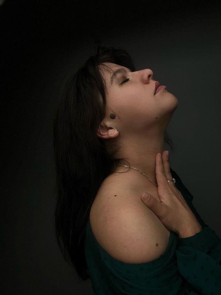 Go to Anasteysha's profile